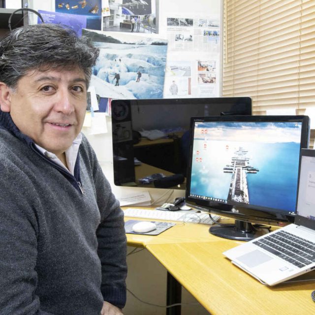 Dr. Carlos Cárdenas